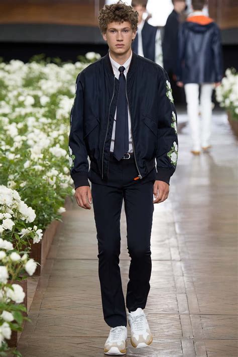 Dior Men Spring 2016 Menswear Collection 